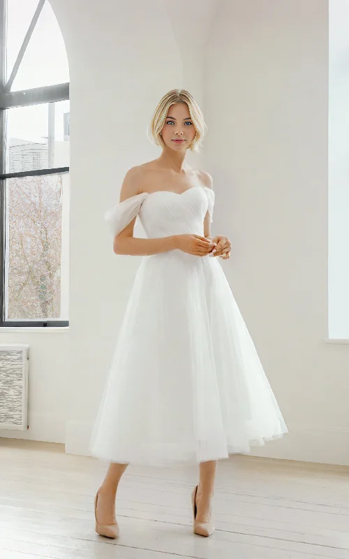 Modest Elegant Sweetheart Off-the-Shoulder Tulle Wedding Dress Vintage Tea Length Corset Back Petite Bridal Gown Modern Lace Gown