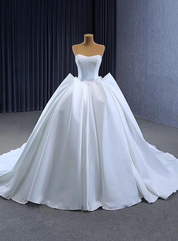 Simple White Satin Strapless Lace Wedding Dress Mermaid Lace Gown