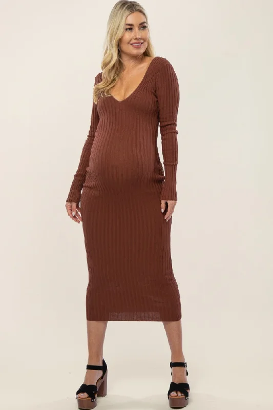 Mocha V-Neck Long Sleeve Fitted Maternity Maxi Dress Edgy maxi dresses