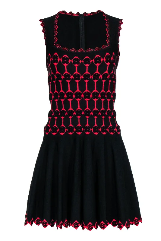 Alaia - Black & Red Knit Sleeveless Dress w/ Scallop Hem Sz 6 Plus size unclassified dresses