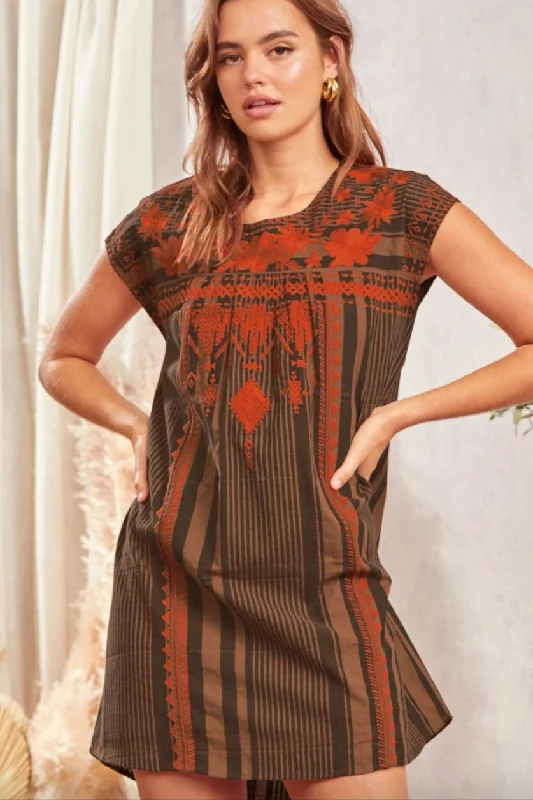 Brown Striped Embroidered Dress Elegant unclassified dresses