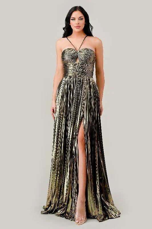 Captivating Cinderella Divine: Shimmering Metallic Pleated Halter Gown for Unforgettable Occasions Open-back unclassified dresses