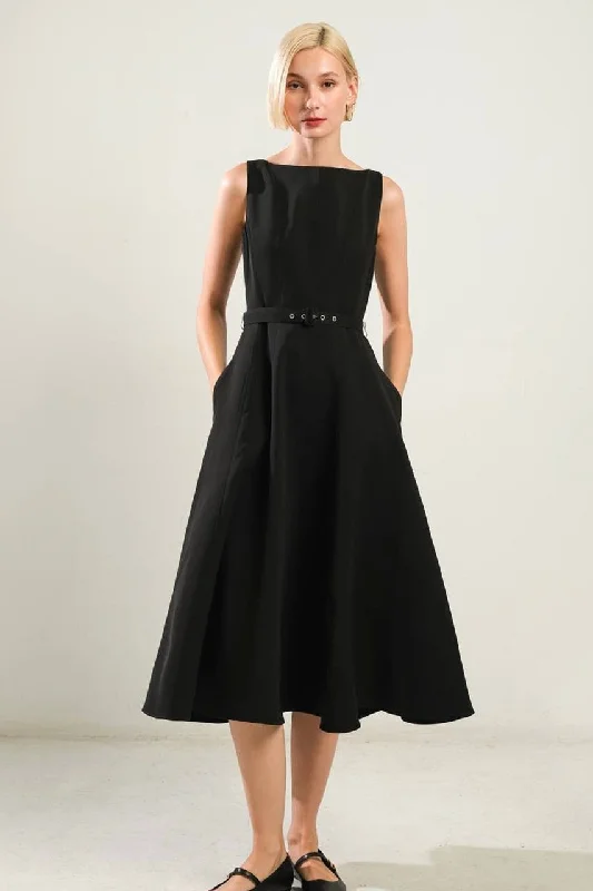 Classic Boatneck Black Dress Beaded unclassified dresses