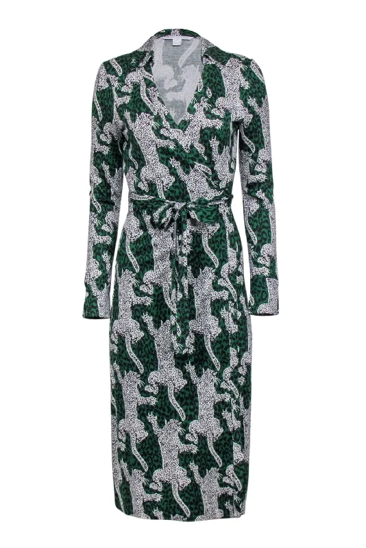 Diane von Furstenberg - Green w/ White & Black Leopards Wrap Dress Sz 8 Breathable unclassified dresses