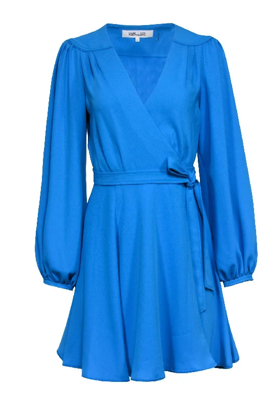 Diane von Furstenberg - Aqua Blue Balloon Sleeve Wrap Dress Sz M Casual chic unclassified dresses