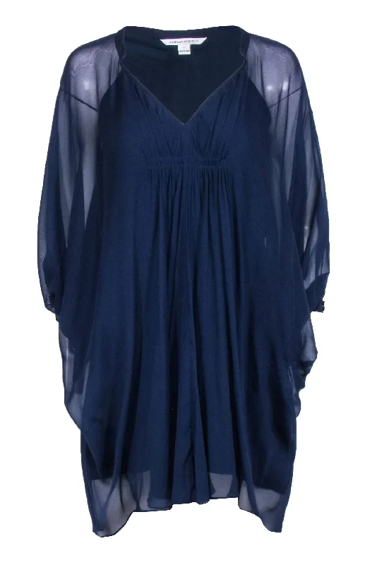 Diane von Furstenberg - Navy Wide Sleeve Kimono Dress Sz 0 Bright color unclassified dresses