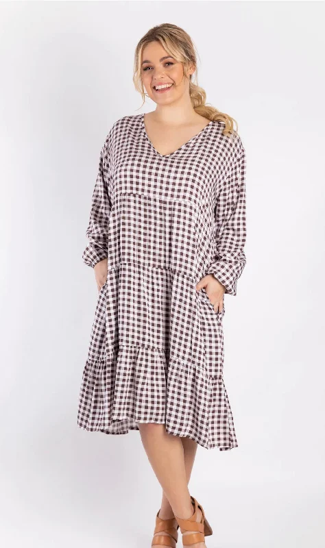 PQ | Chic Dress L/S Formal unclassified dresses